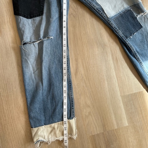 Levi’s Patchwork Straight Leg Jeans - Picture 14 of 16